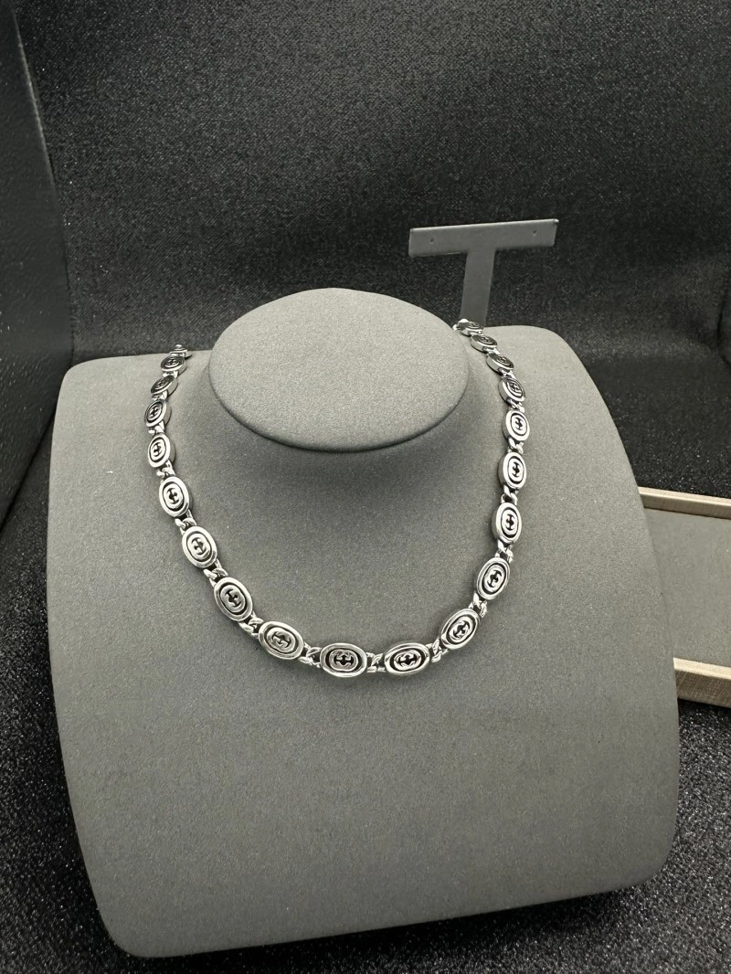 TravelReady Gucci Necklaces 243586