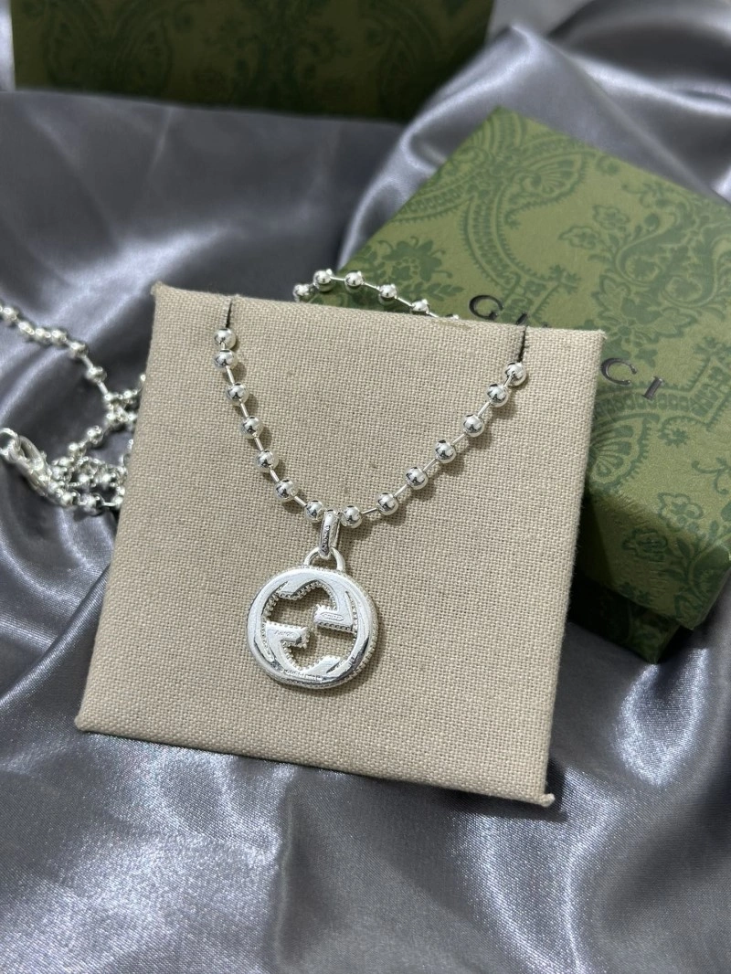 Gucci Necklaces Elegant 243582