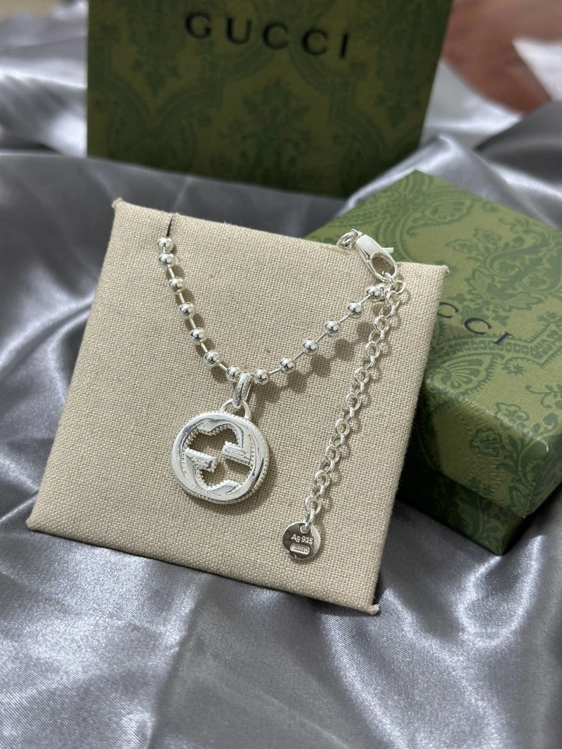Gucci Necklaces Elegant 243582