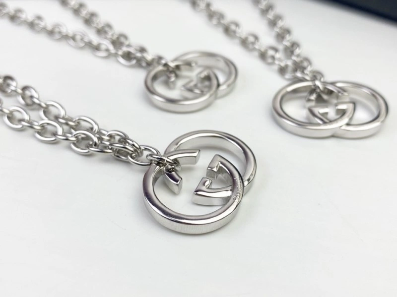 Gucci Necklaces Unisex 243585