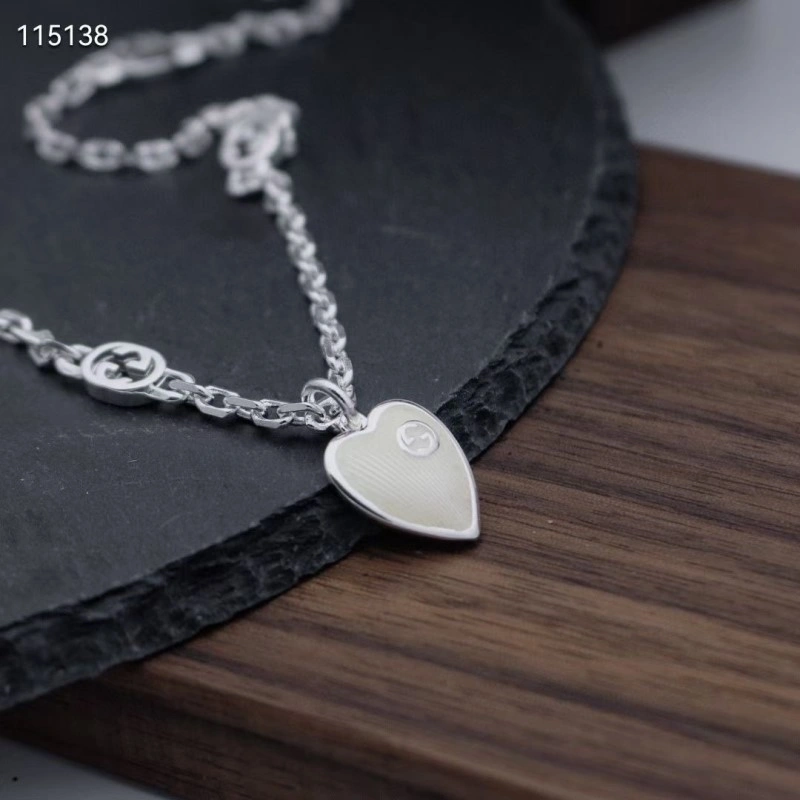 Gucci Necklaces Comfortable 243573