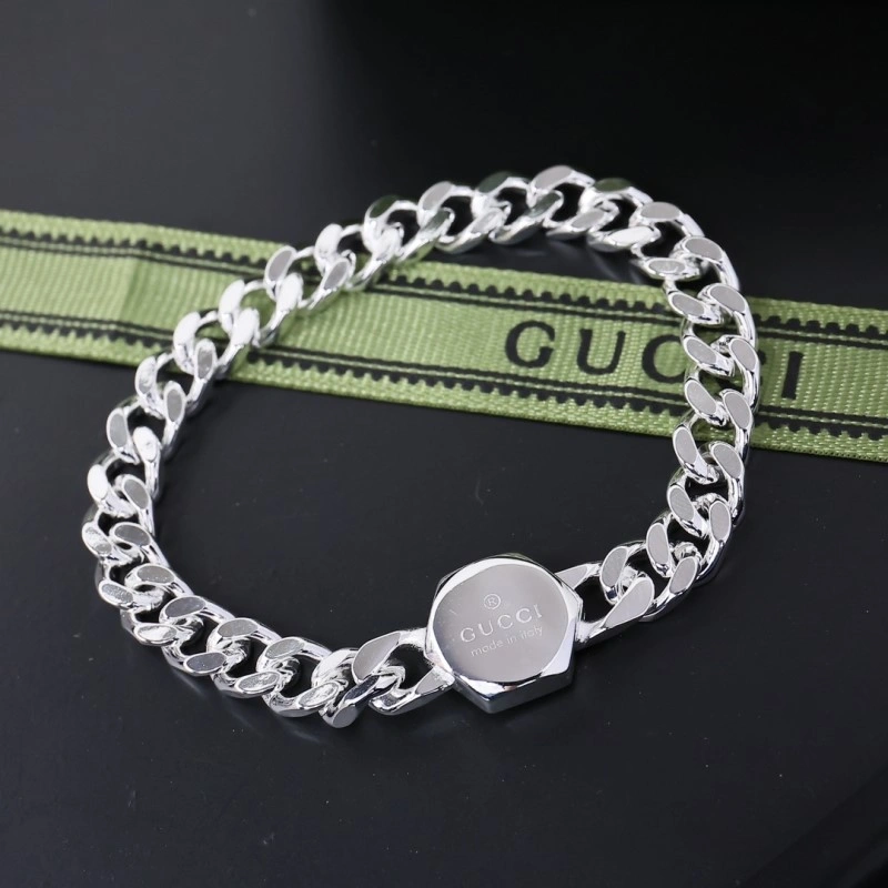 Elegant Gucci Necklaces 243572