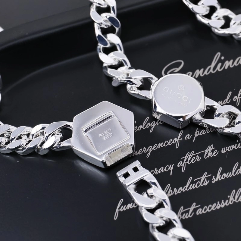 Elegant Gucci Necklaces 243572