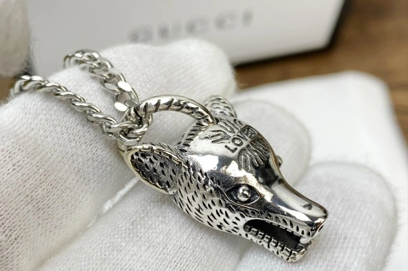 EyeCatching Gucci Necklaces 243568
