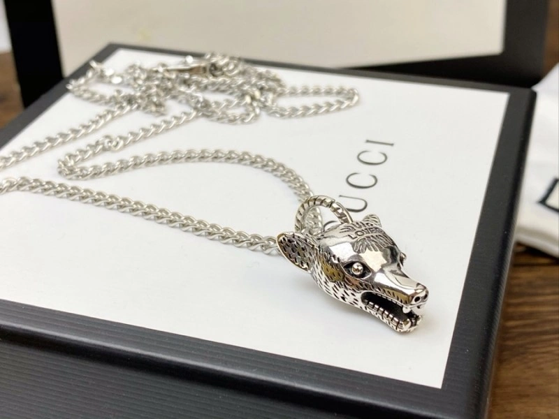 EyeCatching Gucci Necklaces 243568