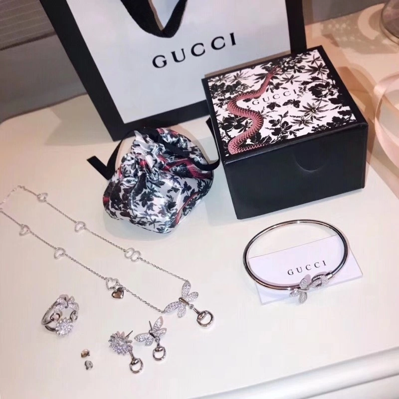 Gucci Necklaces EasyMatch 243581