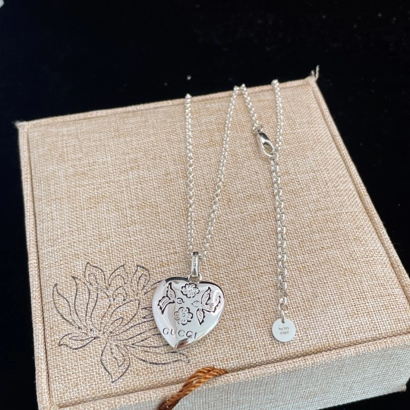 Gucci Necklaces Classic 243549