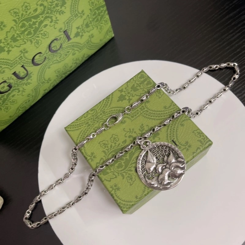 Elegant Gucci Necklaces 243538