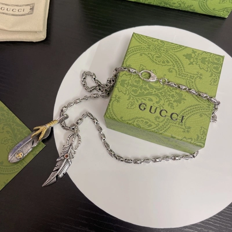 Elegant Gucci Necklaces 243531