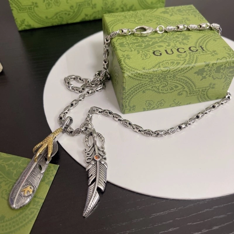 Elegant Gucci Necklaces 243531
