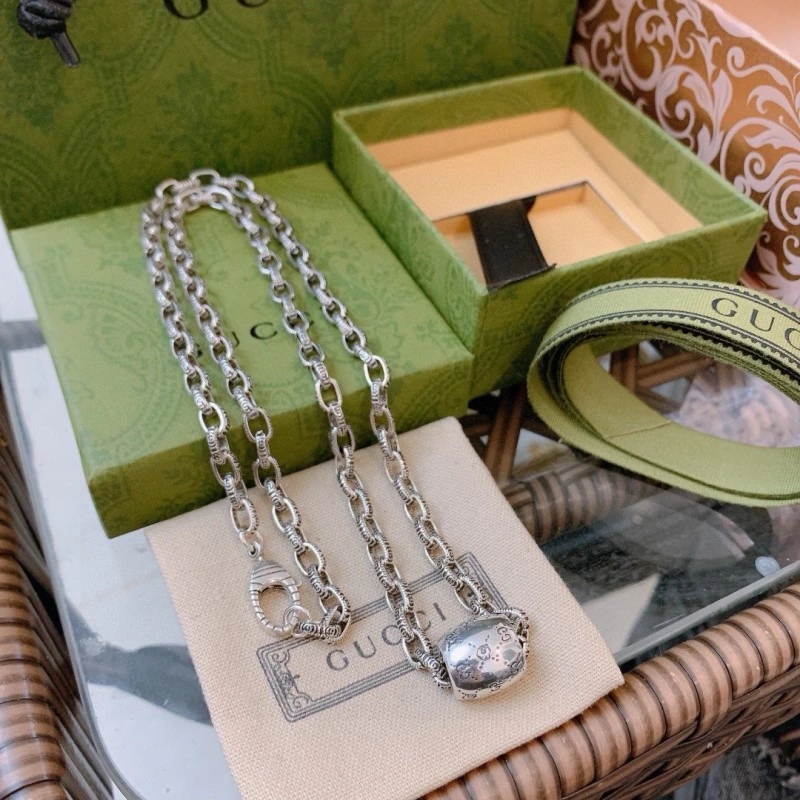 SoftTouch Gucci Necklaces 243545