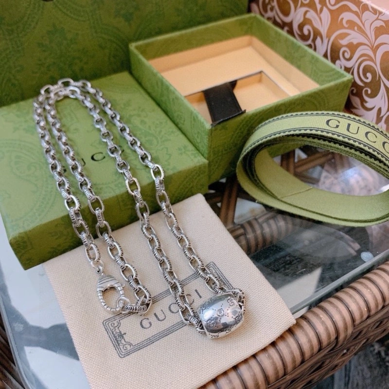 SoftTouch Gucci Necklaces 243545