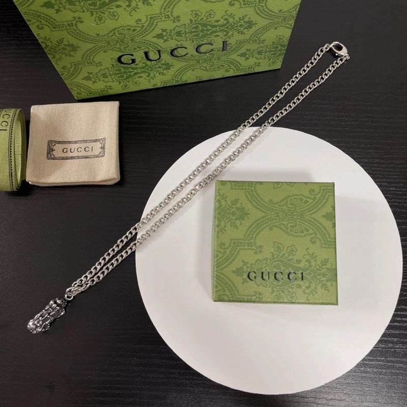 RelaxedFit Gucci Necklaces 243536