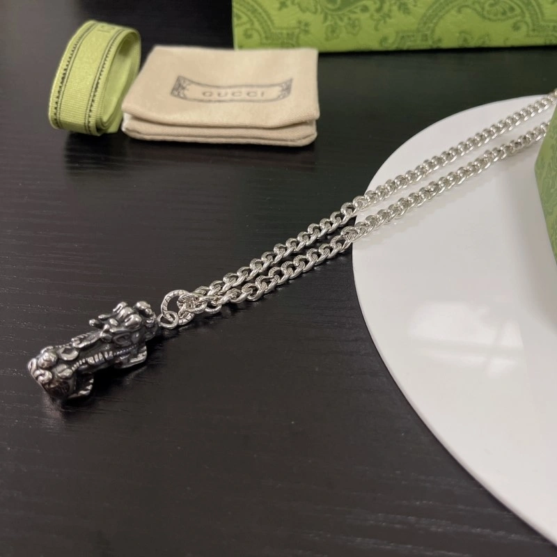 RelaxedFit Gucci Necklaces 243536