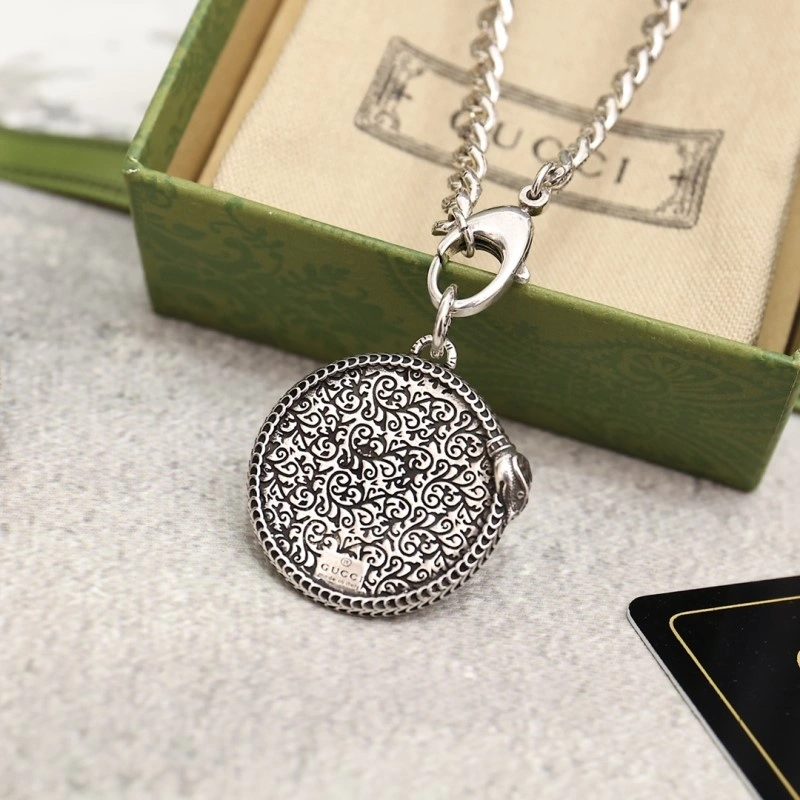 Contemporary Gucci Necklaces 243518