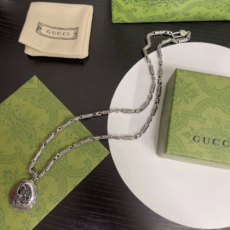 RelaxedFit Gucci Necklaces 243517