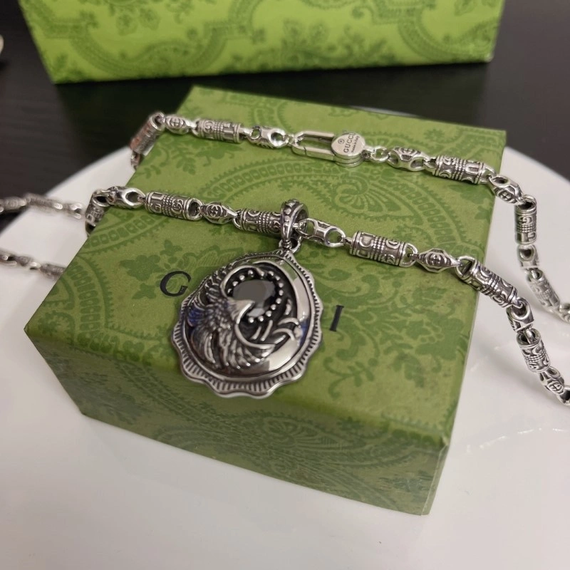 RelaxedFit Gucci Necklaces 243517