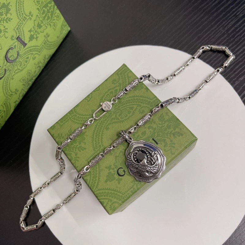 RelaxedFit Gucci Necklaces 243517