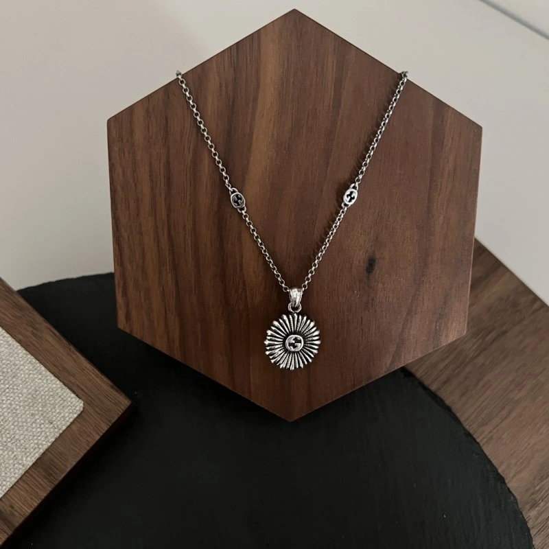 Gucci Necklaces Durable 243512