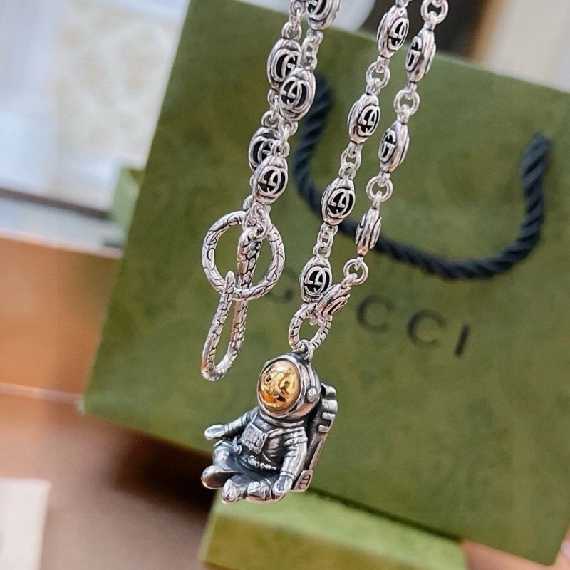 Contemporary Gucci Necklaces 243475