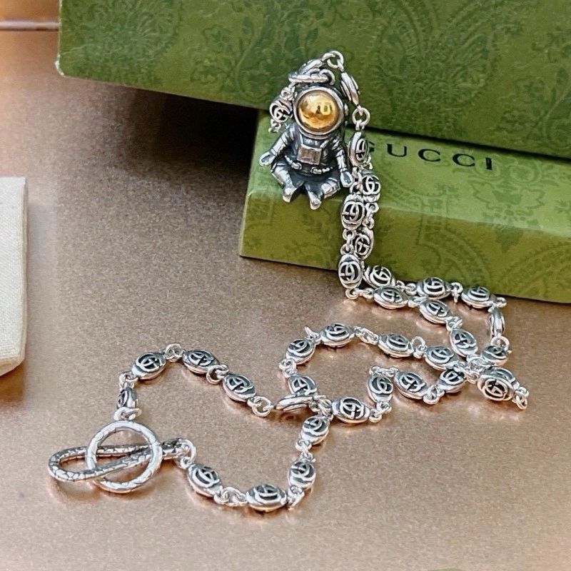 Contemporary Gucci Necklaces 243475