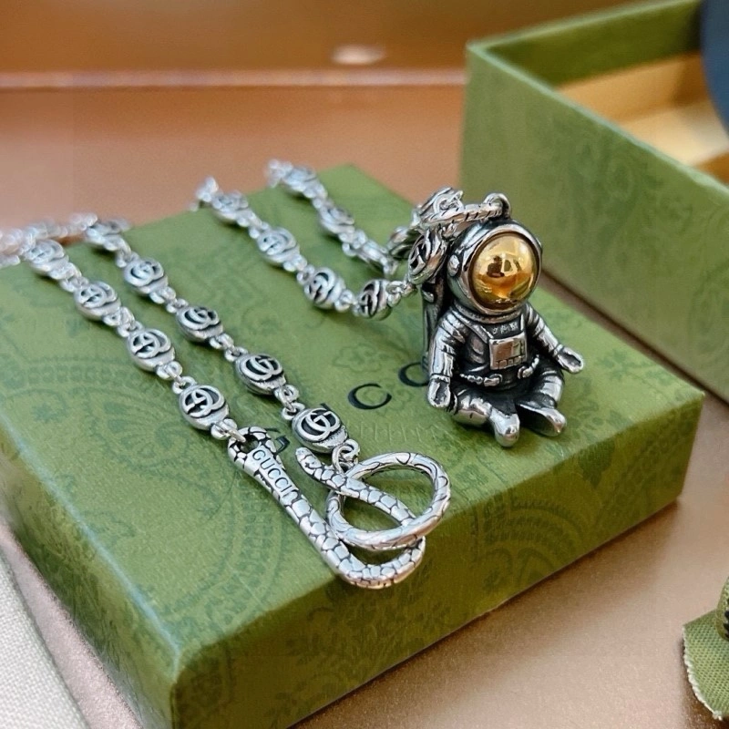 Contemporary Gucci Necklaces 243475