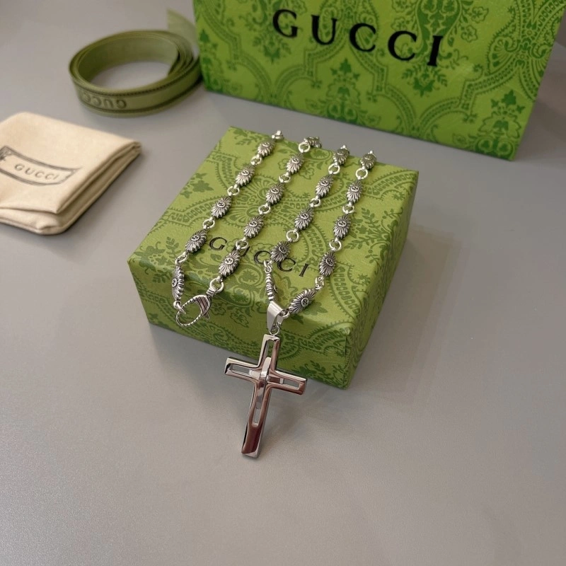 Gucci Necklaces Versatile 243154