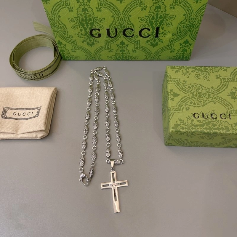 Gucci Necklaces Versatile 243154
