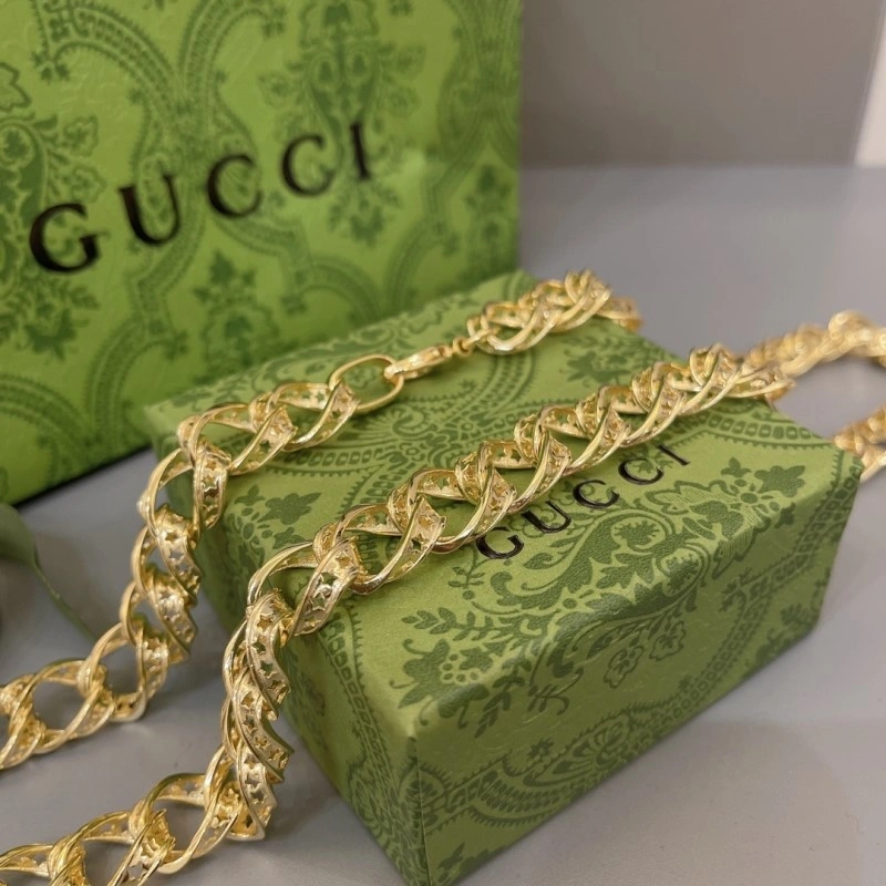 Gucci Necklaces Unisex 243133