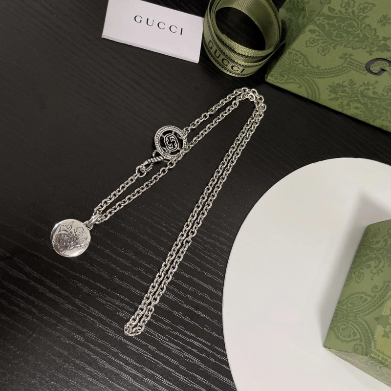 Modern Gucci Necklaces 243140
