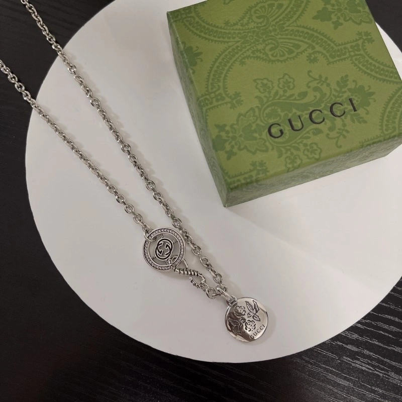 Modern Gucci Necklaces 243140