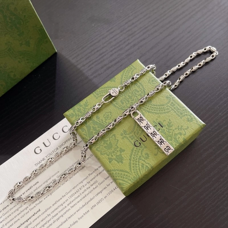 Effortless Gucci Necklaces 243130