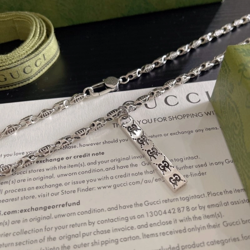 Effortless Gucci Necklaces 243130