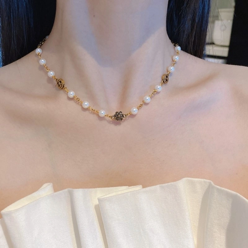 Unisex Gucci Necklaces 243136