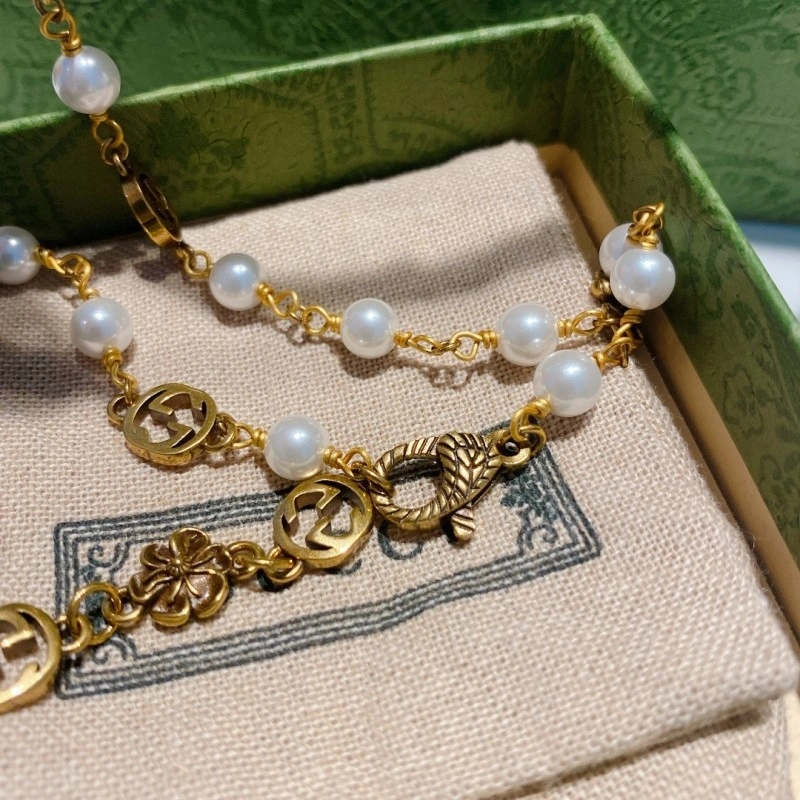 Unisex Gucci Necklaces 243136