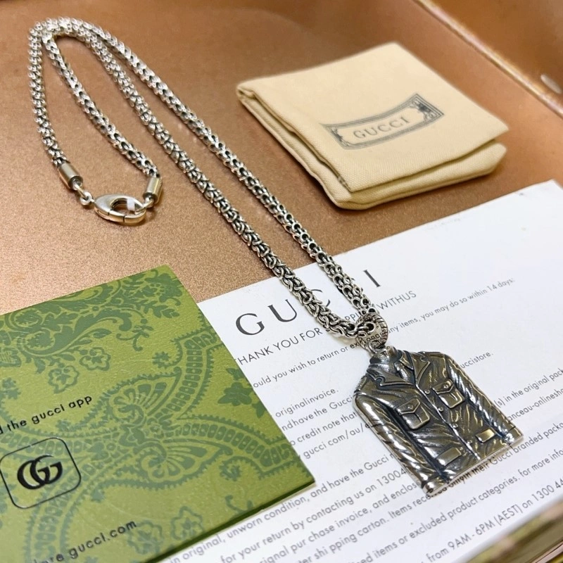 EyeCatching Gucci Necklaces 243122
