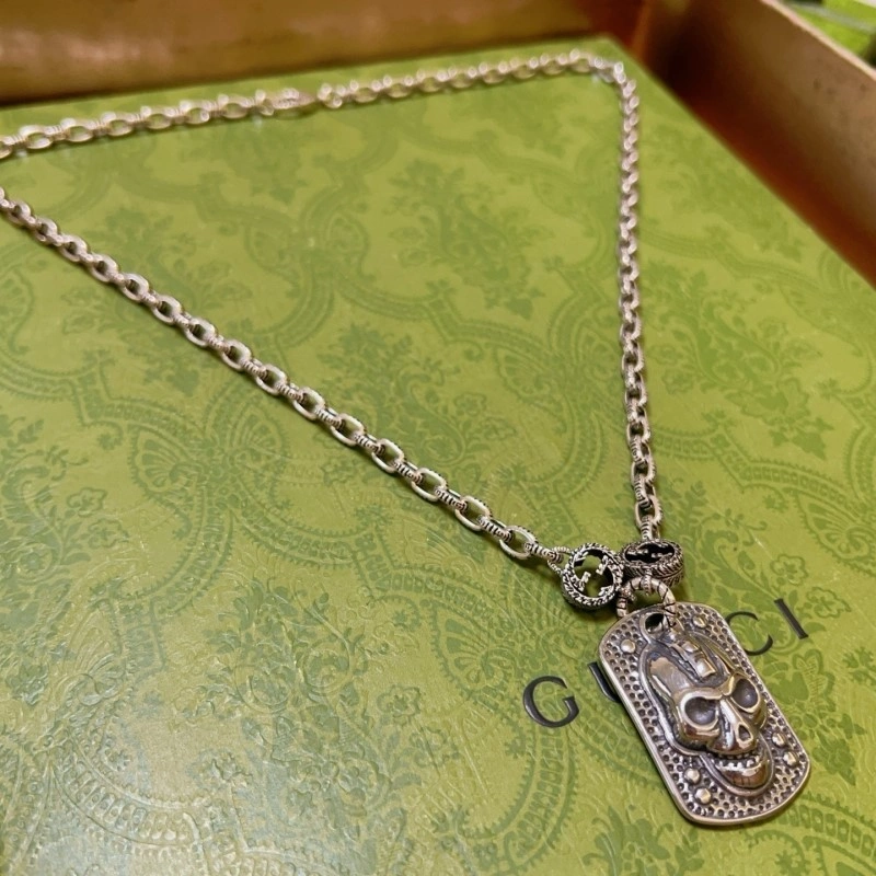 Sleek Gucci Necklaces 243119