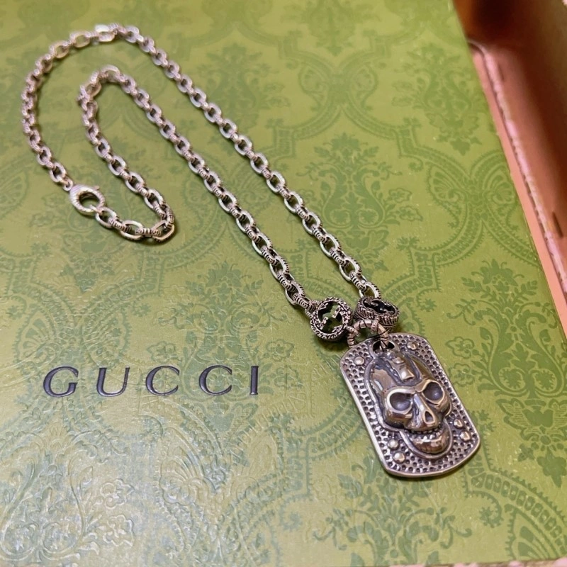 Sleek Gucci Necklaces 243119