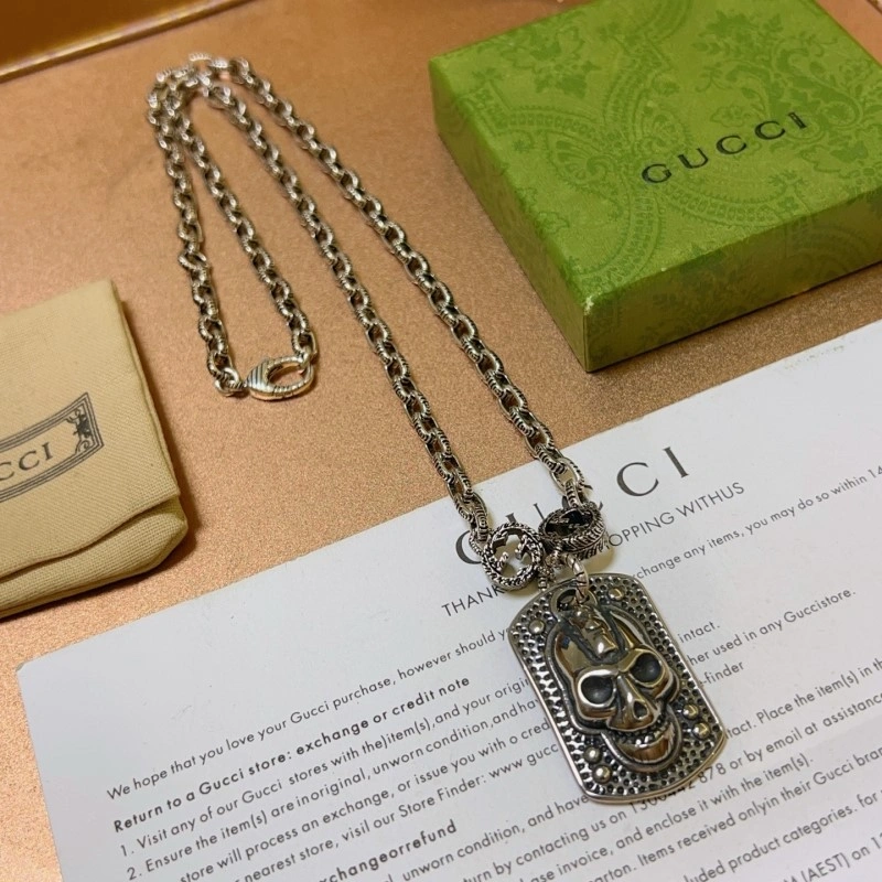 Sleek Gucci Necklaces 243119