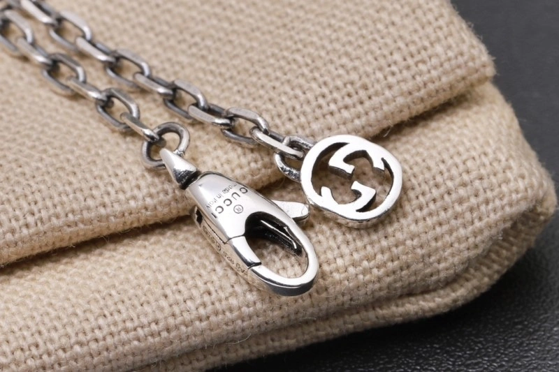 RelaxedFit Gucci Necklaces 243106