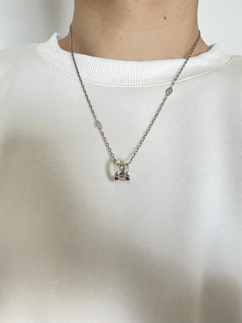 RelaxedFit Gucci Necklaces 243106