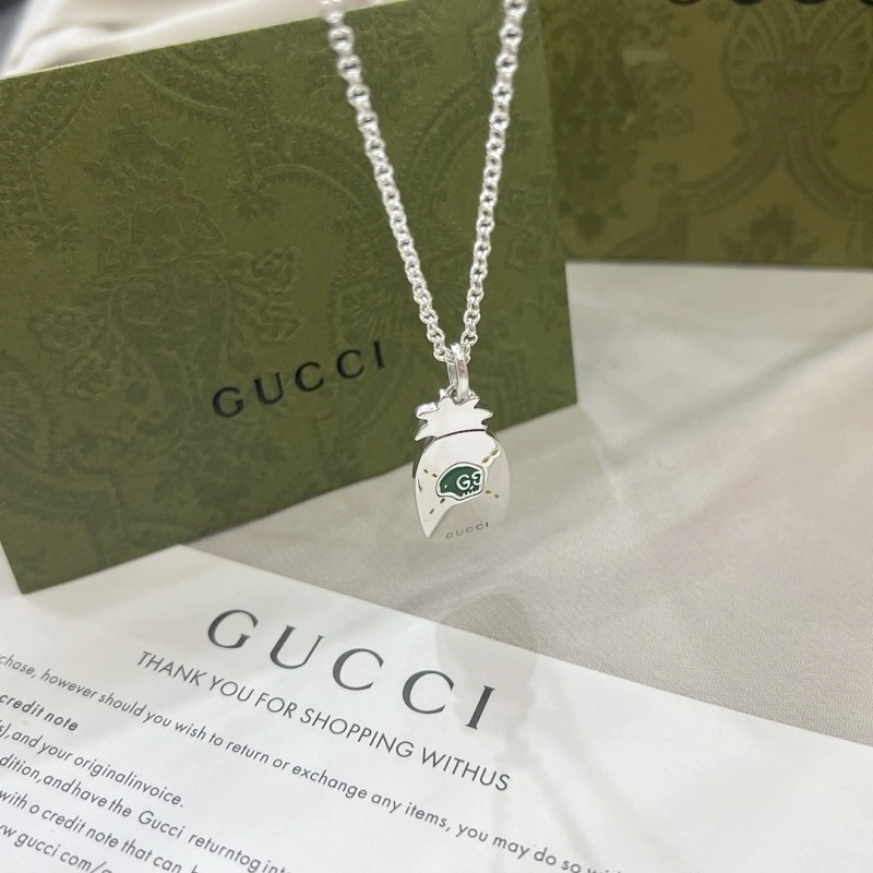 Gucci Necklaces Neat 243109
