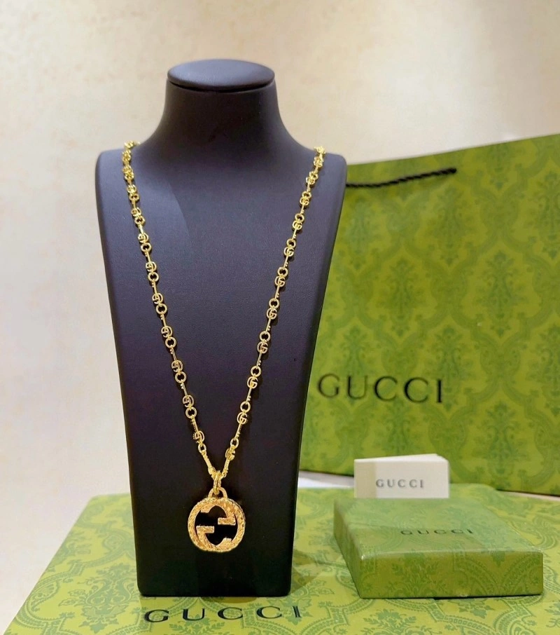 Lightweight Gucci Necklaces 243074