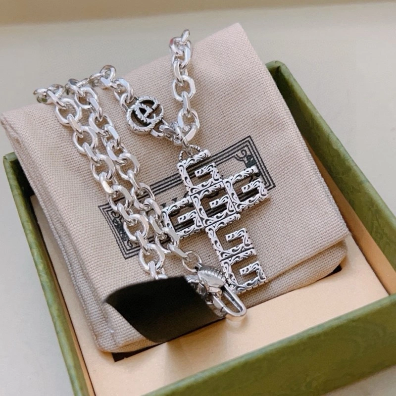Resilient Gucci Necklaces 243072