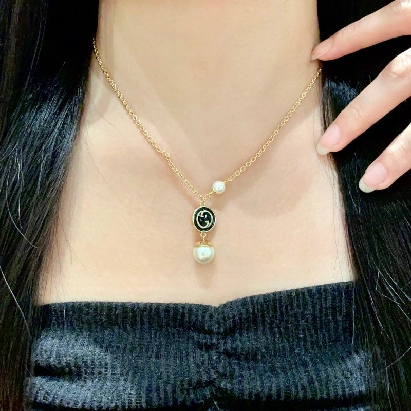 Gucci Necklaces Trendy 243051