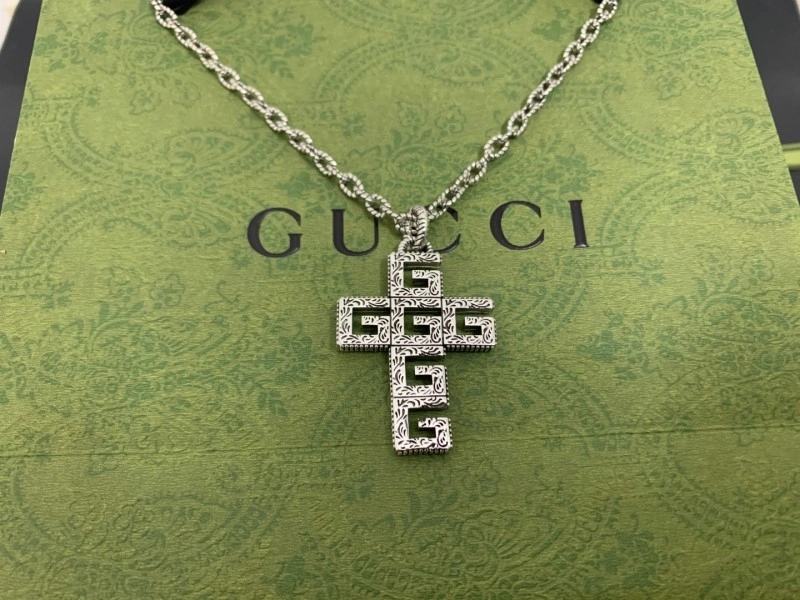 Thermal Gucci Necklaces 243061