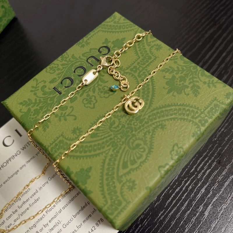 Snug Gucci Necklaces 243069
