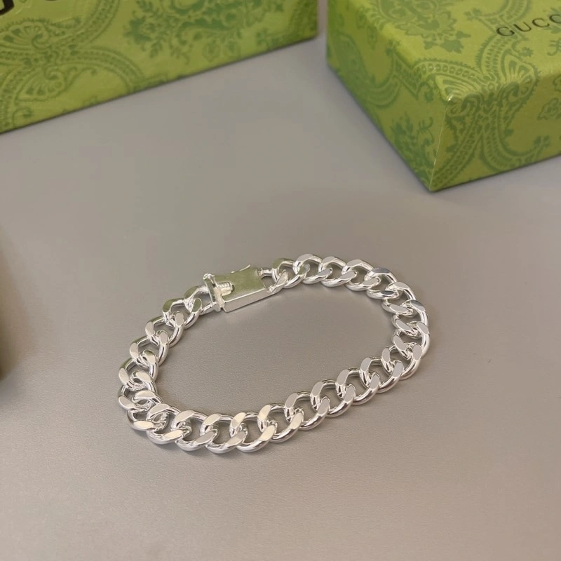 Gucci Necklaces Unisex 243056
