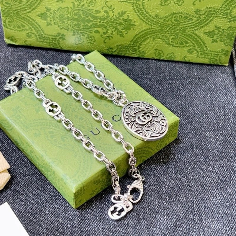 EasyMatch Gucci Necklaces 243040