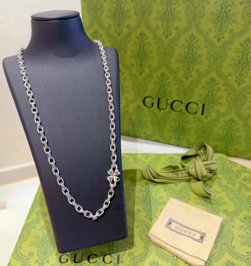 Gucci Necklaces Trendy 243034